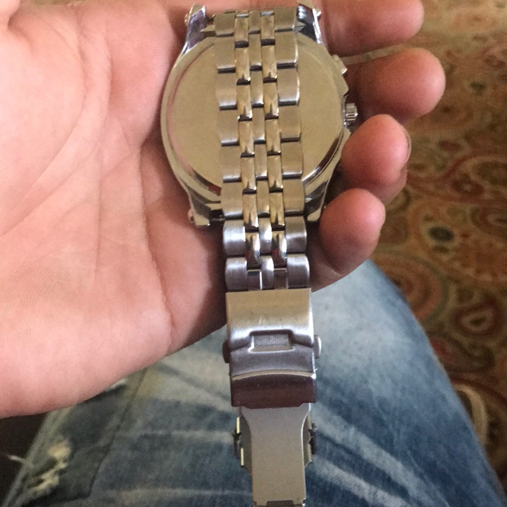 Fully Customized Quartz Movement Watch - Picture 4 of 5